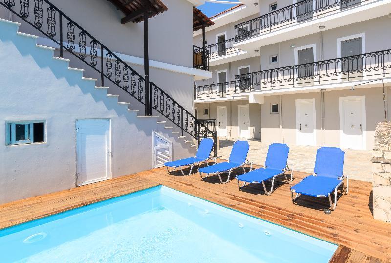 Karras Livin Apartment Laganas Ngoại thất bức ảnh