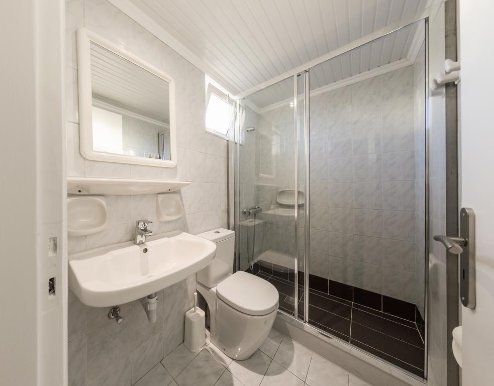 Karras Livin Apartment Laganas Ngoại thất bức ảnh