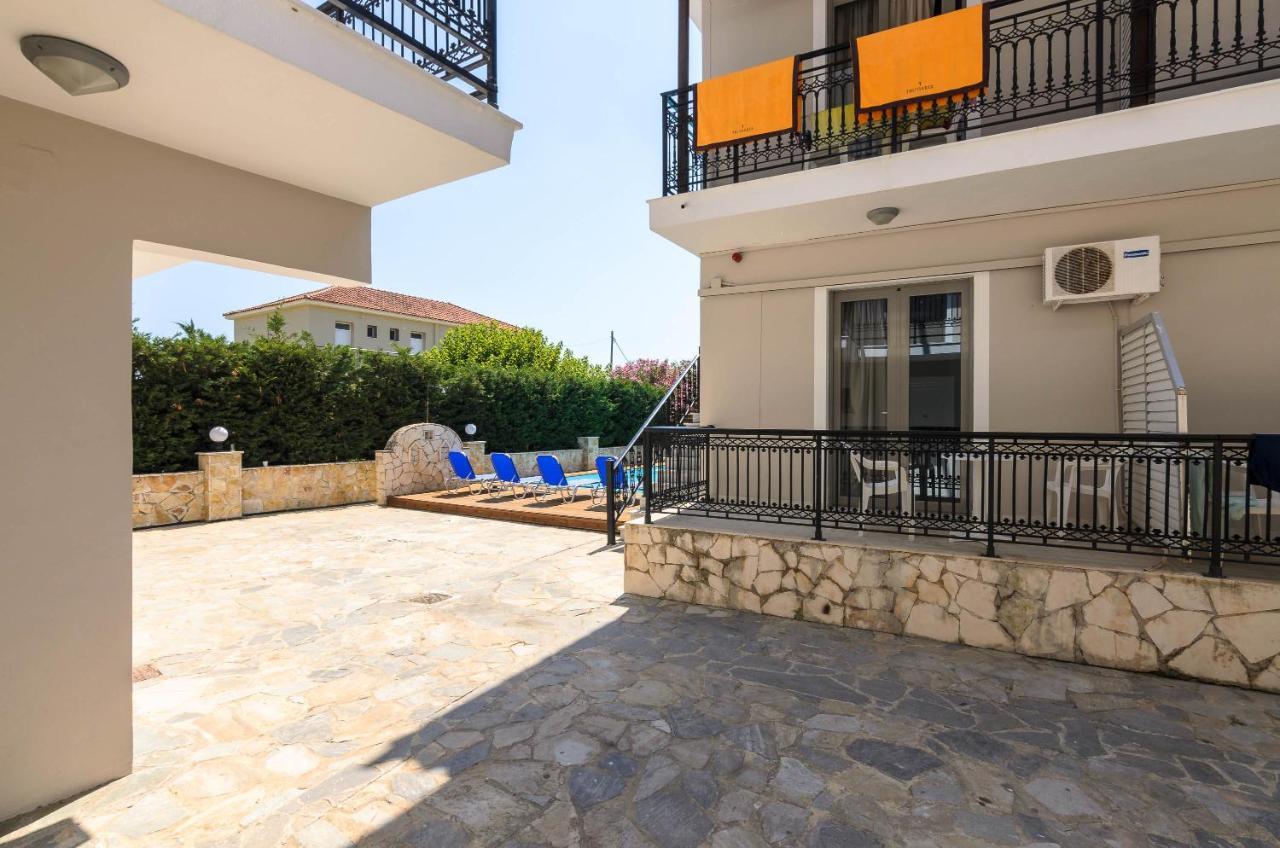 Karras Livin Apartment Laganas Ngoại thất bức ảnh