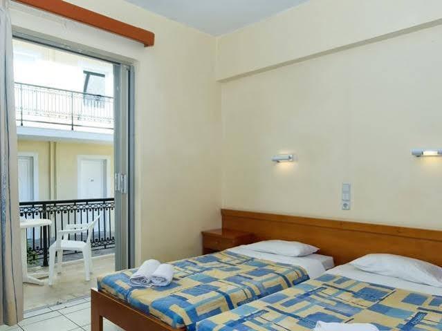 Karras Livin Apartment Laganas Ngoại thất bức ảnh